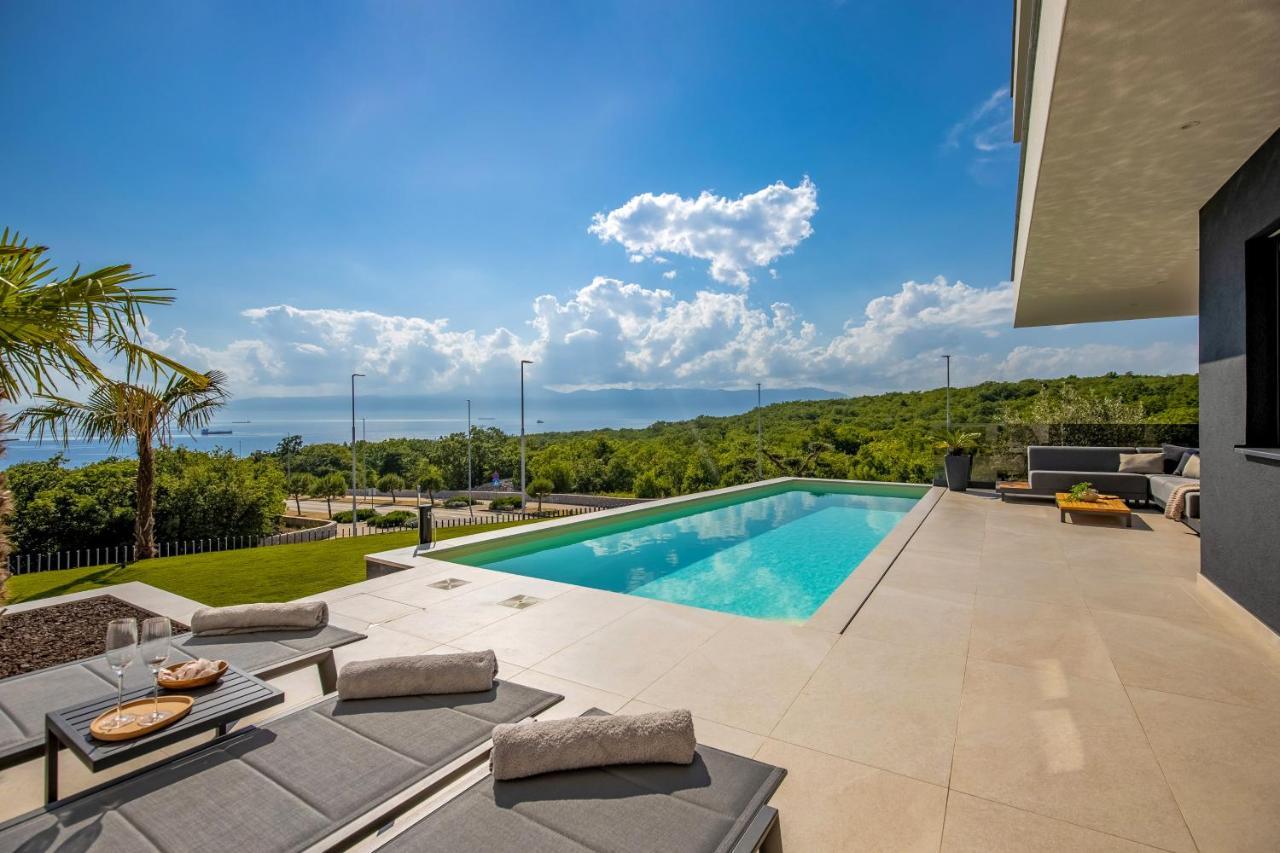 Villa Ameli Apartment With Swimming Pool Rijeka Eksteriør bilde