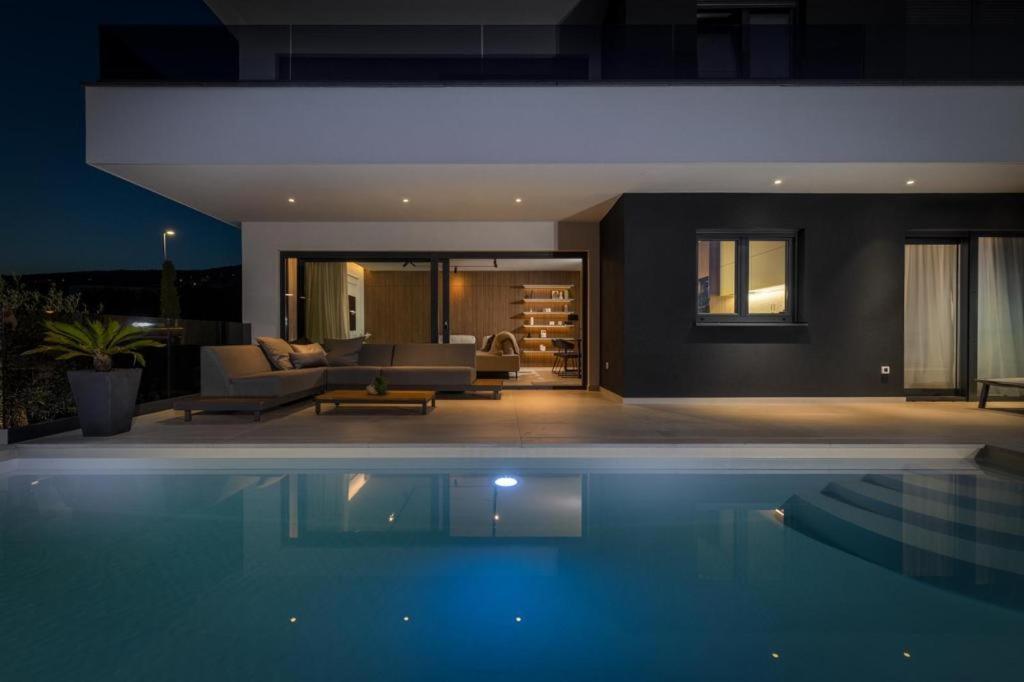 Villa Ameli Apartment With Swimming Pool Rijeka Eksteriør bilde